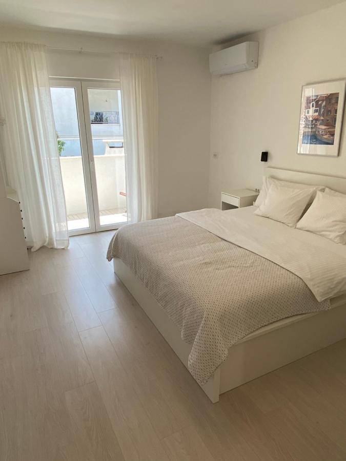 Feelathome Hvar Apartments Хвар Экстерьер фото